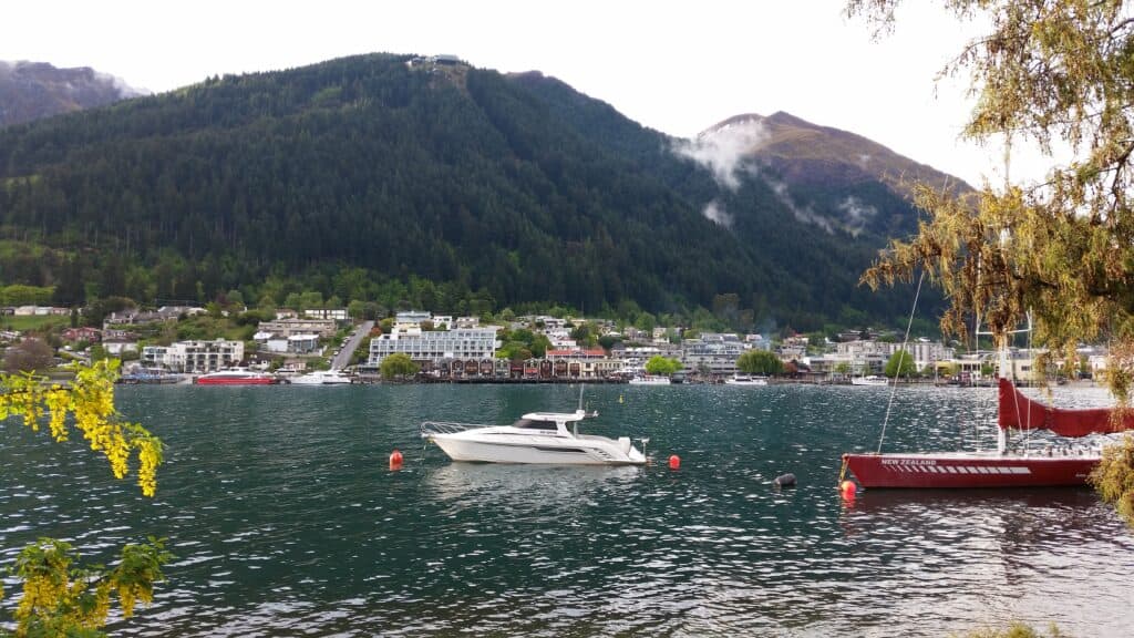 Queenstown's Lake Wakatipu offers many water activities.