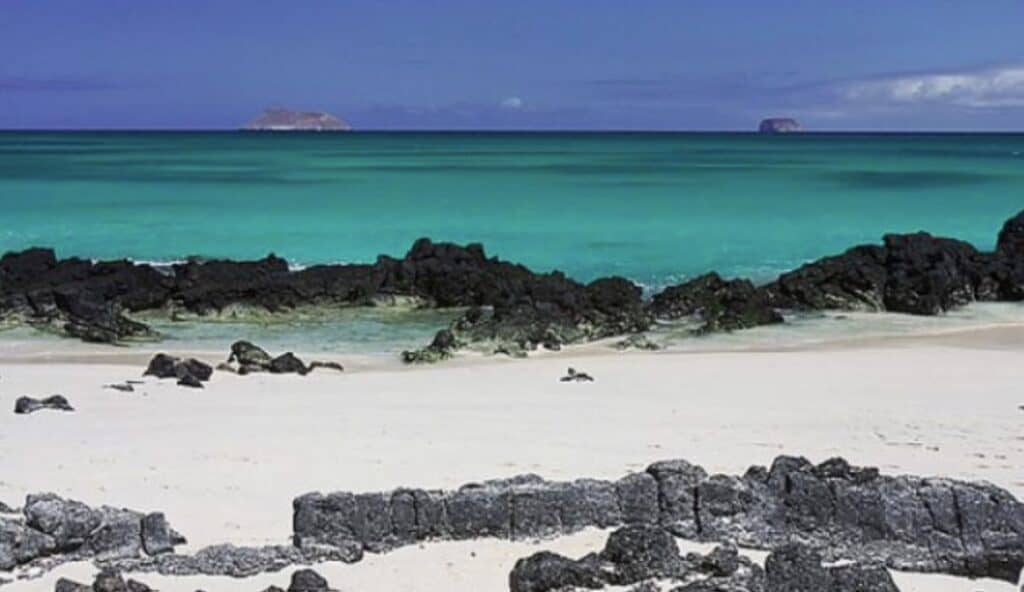 Las Bachas Beach, Santa Cruz Island.
