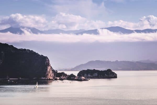 Abel Tasman Coast Track. How many days in New Zealand do you need?